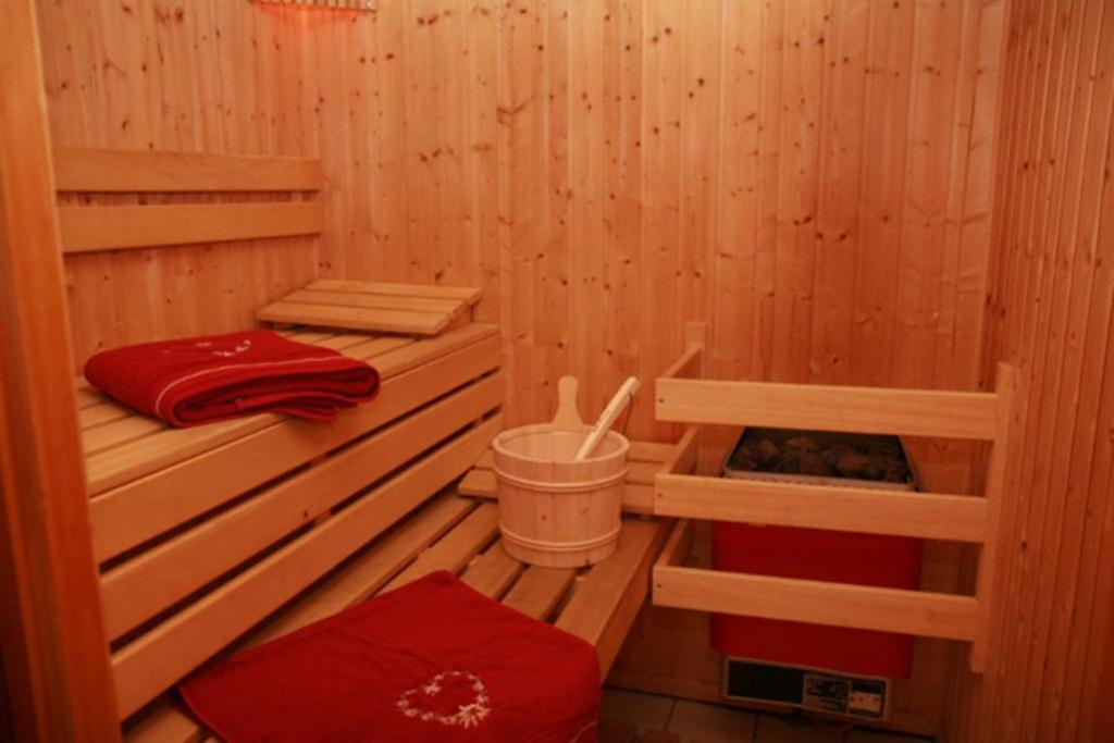 La Tania La Saboia Sleep 8 Private Sauna Lounge Dining 2 Bathrooms Kitchen 2 Balconies Ski In Out エクステリア 写真